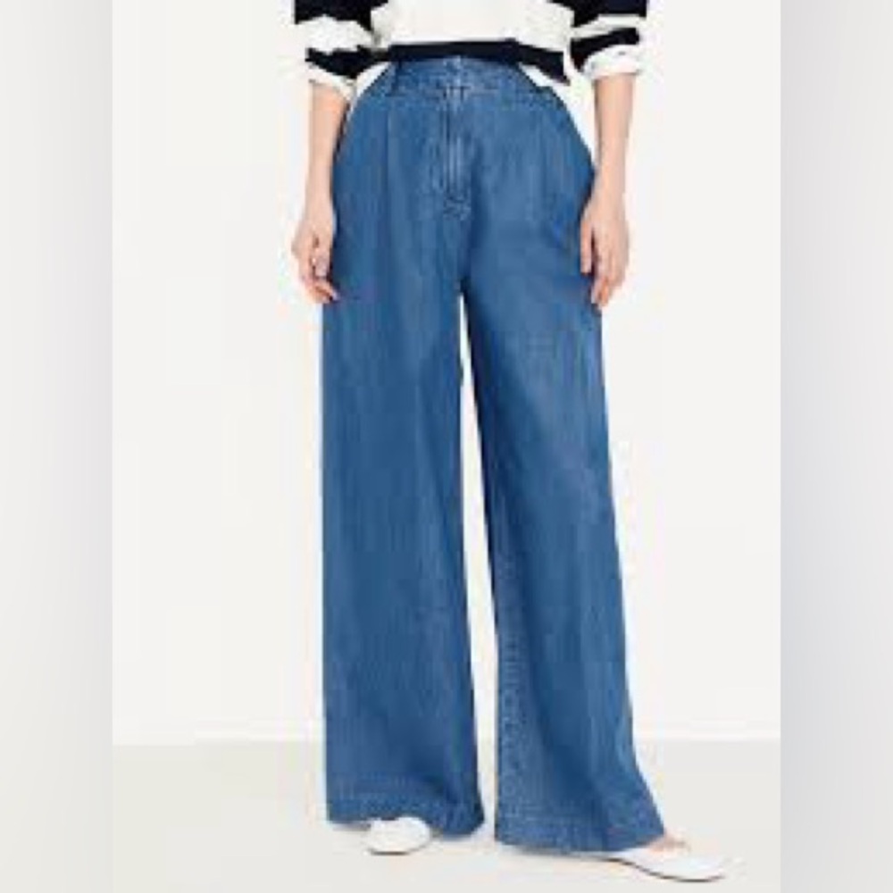 Old Navy Flare Wide-Leg Jeans in Blue